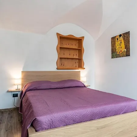 Residenza Glicine Apartment *